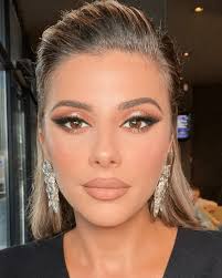 Get NYE Glam-Ready: Expert Shower Tips to Prevent Hair Damage